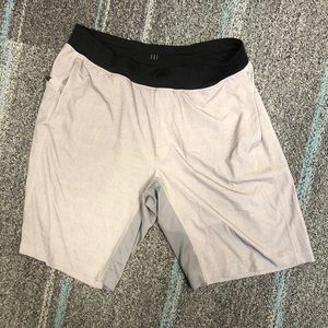 XL men’s T.H.E. Short 7” linerless